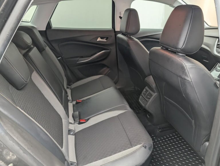 2021 Vauxhall Grandland X 1.2 Turbo SRi Nav SUV 5dr Petrol Manual Euro 6 (s/s) (130 ps) HEATED SE...