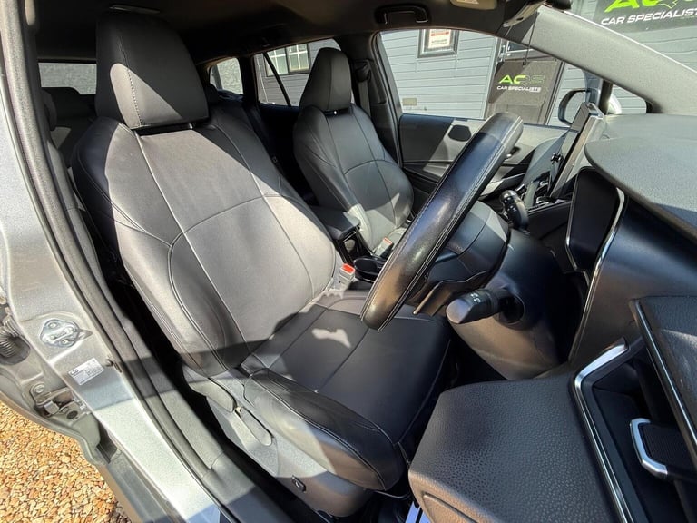 TOYOTA COROLLA 2.0 VVT-h Trek Touring Sports CVT Euro 6 (s/s) 5dr 2022