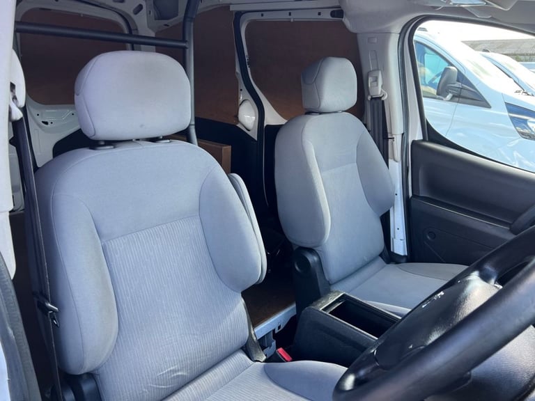 2016 Peugeot Partner 1.6 HDi 850 S Panel Van 4dr Diesel Manual L1 (132 g/km , 92 bhp) Van Diesel ...