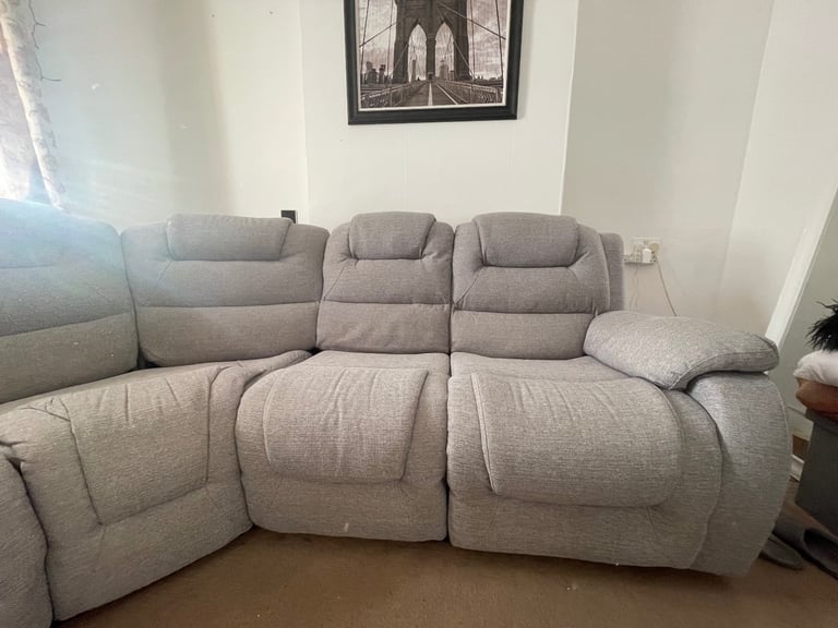 Vancouver Large Light Grey Fabric Recliner Corner Sofa Corner Sofa Recliner – Grey Fabric