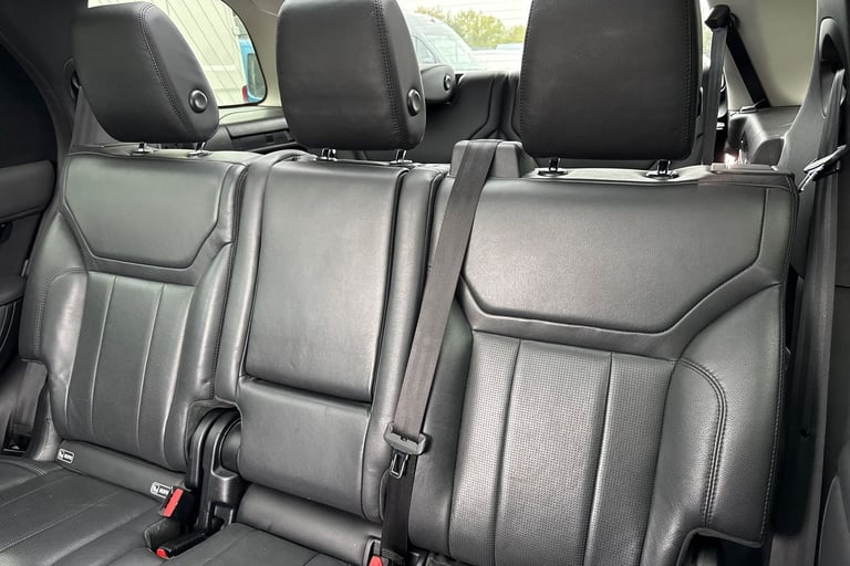2017 Land Rover Discovery 3.0 TD V6 SE SUV 5dr Diesel Auto 4WD Euro 6 (s/s) (258 ps) SUV DIESEL A...