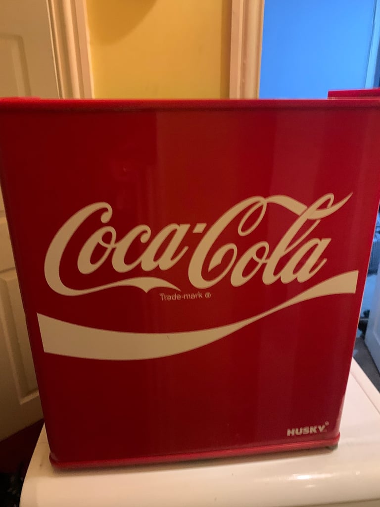 image for X mass present fridge/ can deliver 