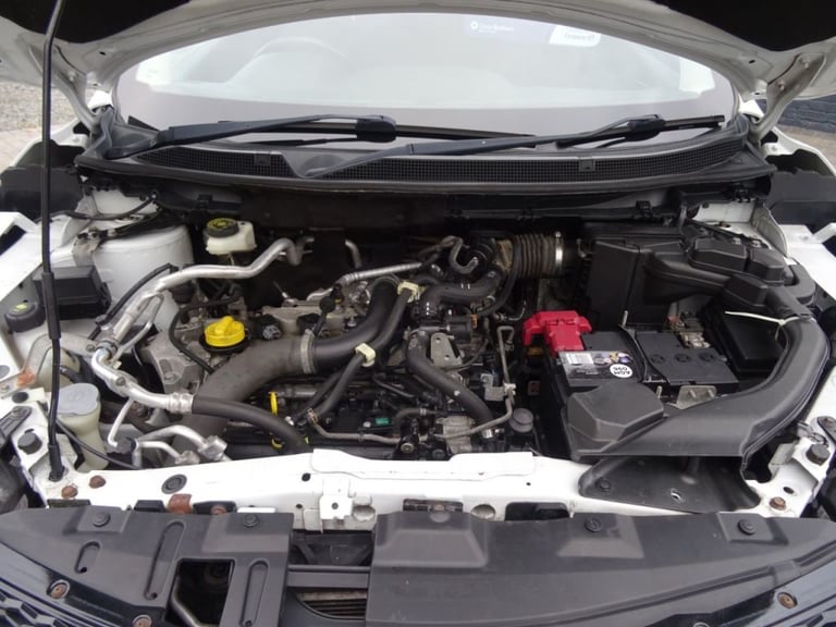  Nissan Qashqai 1.2 DiG-T Acenta 5dr ideal family car Petrol
