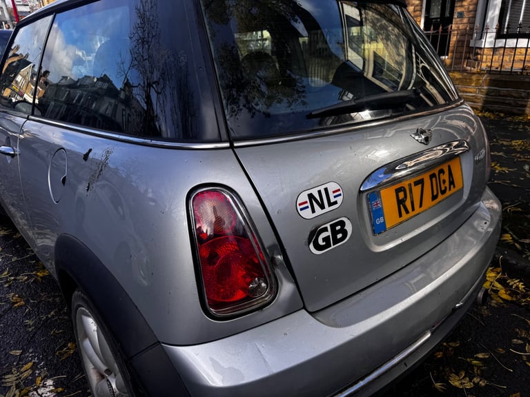 2005 Mini Cooper 1.6, Bargain Price