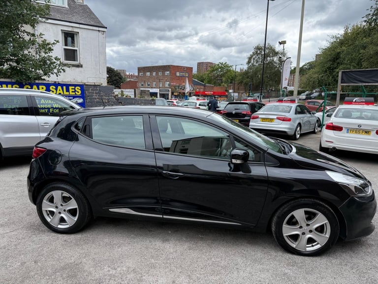 2015 Renault Clio 0.9 TCe Dynamique Nav Euro 6 (s/s) 5dr HATCHBACK Petrol Manual