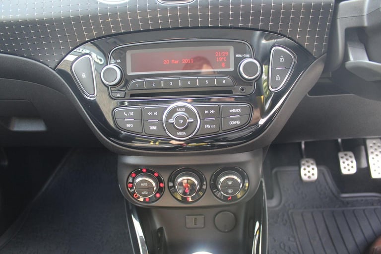 VAUXHALL ADAM 1.2 i SLAM 2016