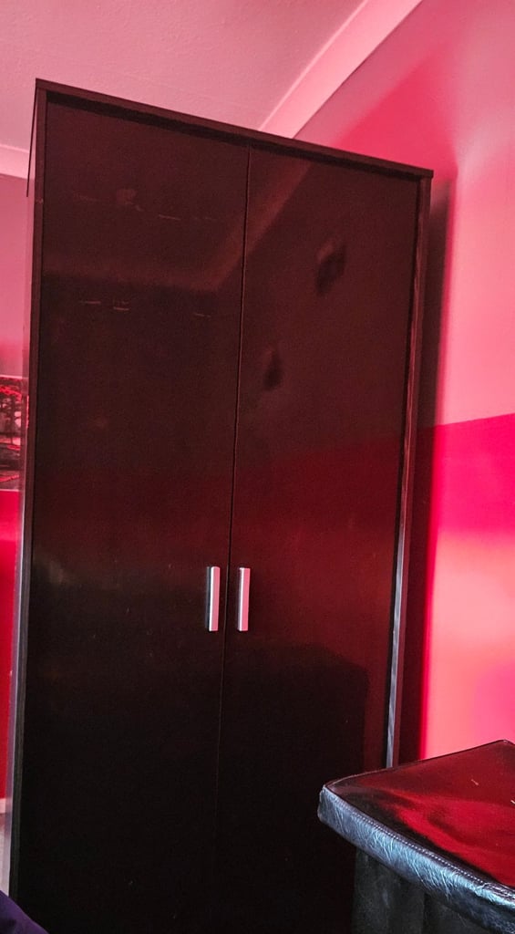 Black gloss wardrobe and chest of drawers