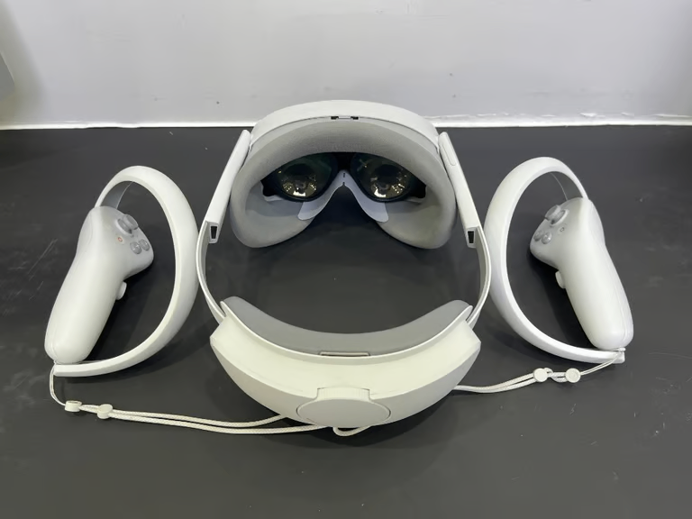 Pico 4 VR Headset
