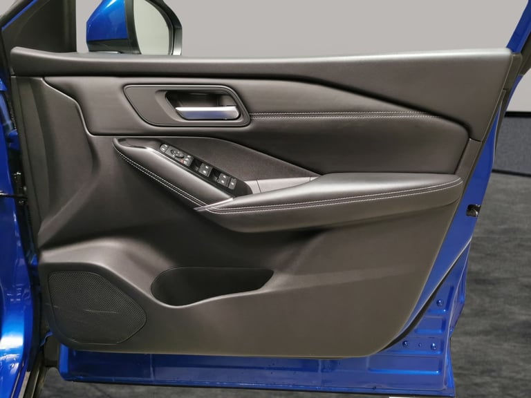 2021 Nissan Qashqai 1.3 DIG-T MHEV Premiere Edition SUV 5dr Petrol Hybrid XTRON Euro 6 (s/s) (1 S...