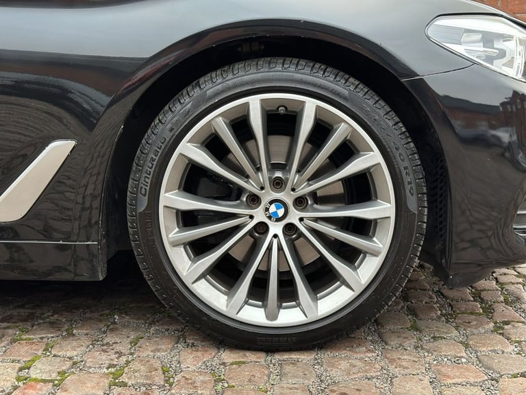 2017 BMW 5 Series 520d SE 4dr Auto SALOON DIESEL Automatic