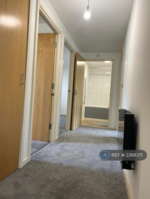 3 bedroom flat in Magenta House. Waters Edge, Haverhill, CB9 (3 bed) (#2368371)