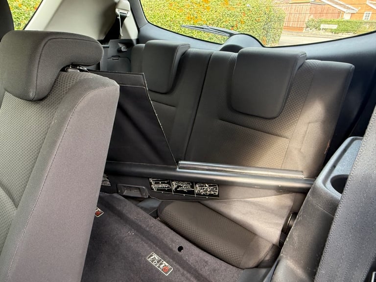 2005 TOYOTA COROLLA VERSO 1.8 PETROL AUTOMATIC MMT**7 SEATER + 3 KEYS + ULEZ**