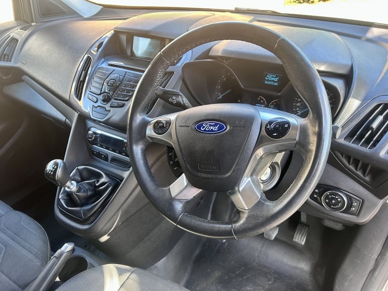 FORD TRANSIT CONNECT 1.6 TDCi 200 Limited 2015