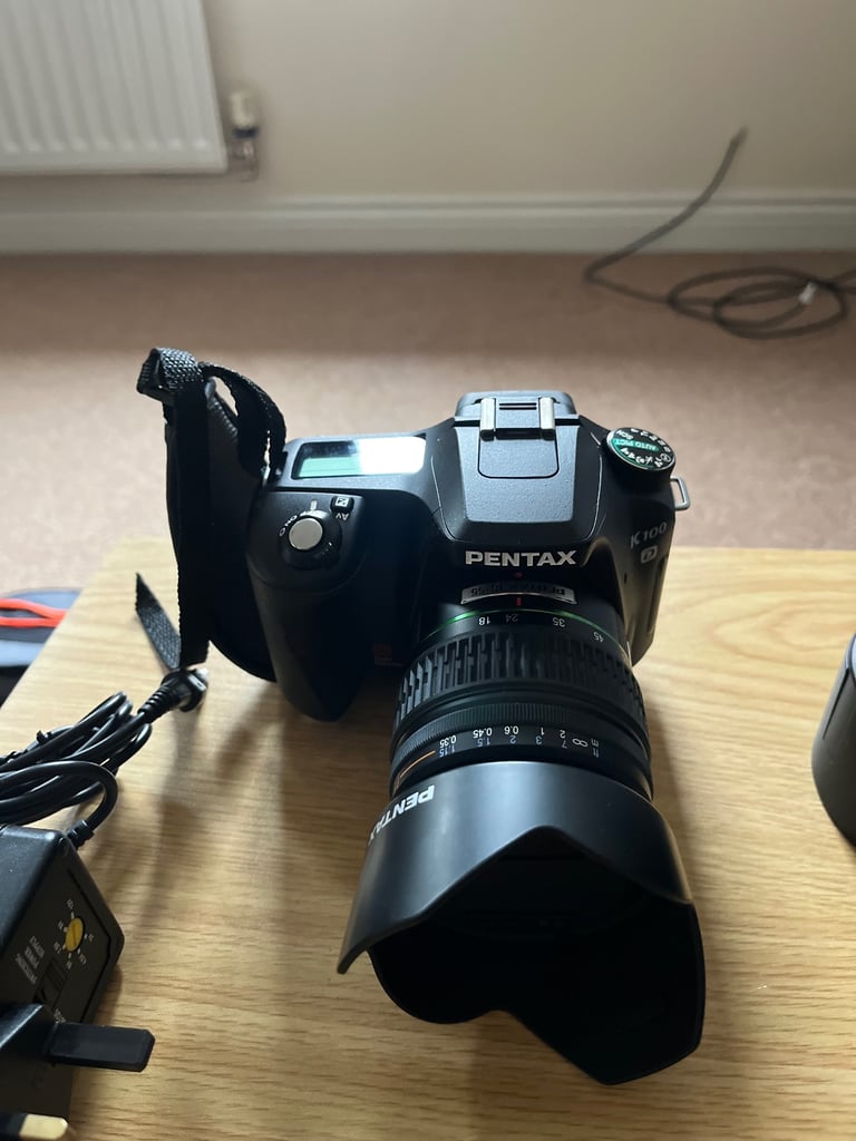 Vintage digital camera, mint condition 