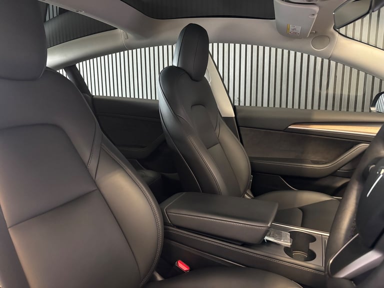 2021 Tesla Model 3 Standard Range Plus Saloon 4dr Electric Auto RWD (241 bhp)