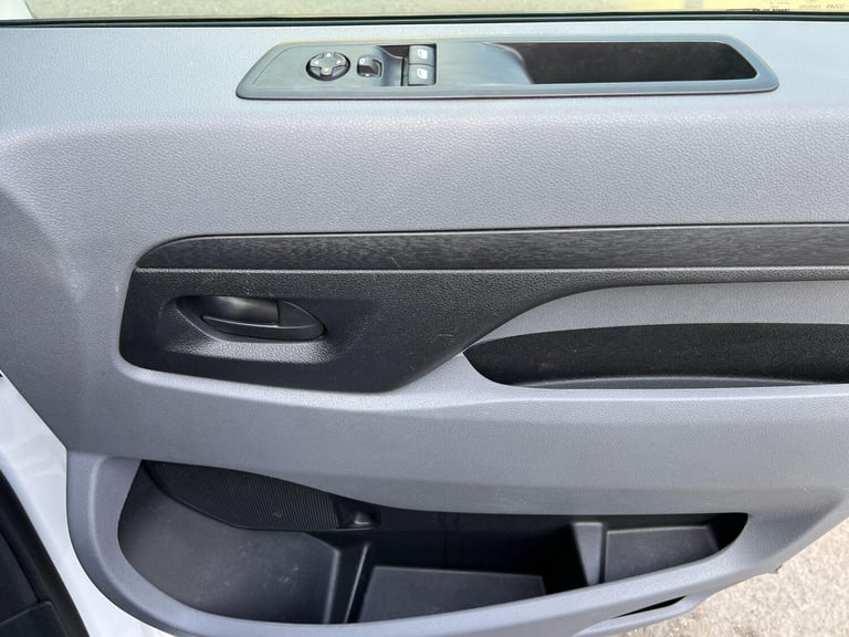 2020 Peugeot Expert 1400 2.0 BlueHDi 120 Professional Van PANEL VAN DIESEL Manual