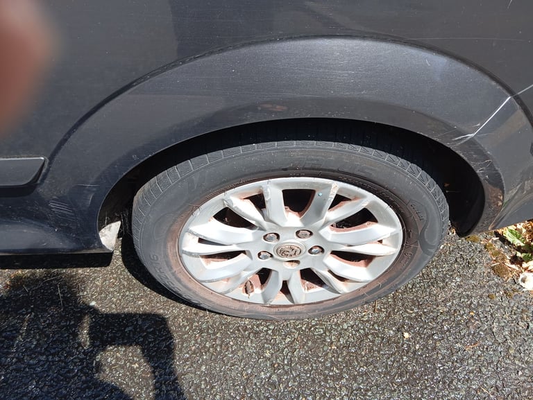Vauxhall, ASTRA, Hatchback, 2010 .Manual, 1598 (cc), 3 doors . Spares or Repairs. 