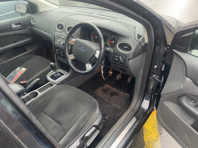 Ford, FOCUS, Hatchback, 2006, Manual, 1596 (cc), 5 doors