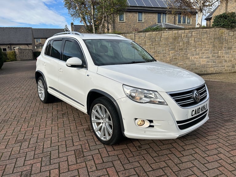 Volkswagen Tiguan r line 4 motion auto 2010 car new service drives excellent 