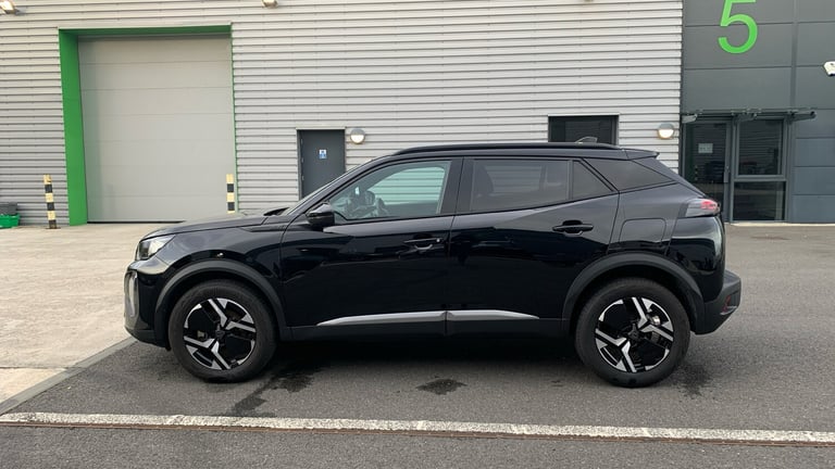 2025 Peugeot 2008 1.2 HYBRID GT SUV 5dr Petrol Hybrid e-DSC6 Euro 6 (s/s) (136 ps) SUV Hybrid Aut...