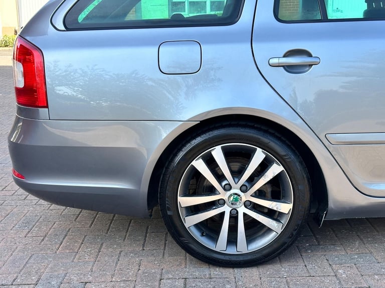 2013 Skoda Octavia 1.4 TSI SE Euro 5 5dr Petrol Manual