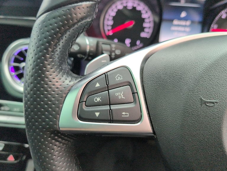 2016 Mercedes-Benz GLC 2.1 GLC250d AMG Line (Premium Plus) SUV 5dr Diesel G-Tronic 4MATIC Euro 6 ...