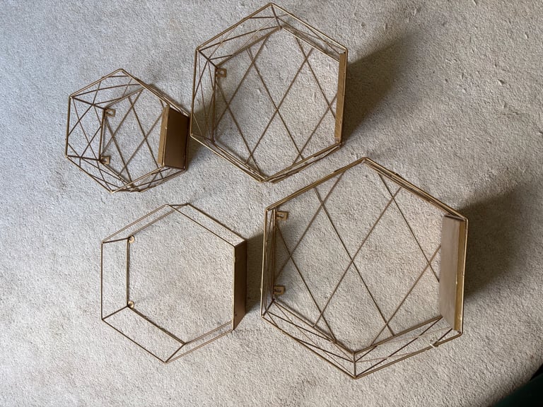 image for 4 gold shelves 