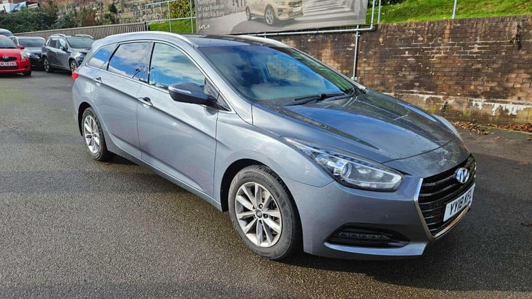 image for  Hyundai i40 1.7 CRDi Blue Drive SE Nav Tourer Euro 6 (s/s) 5dr Diesel Manual