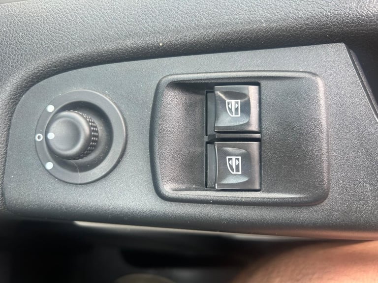 2019 Renault Trafic 1.6 dCi 29 Business LWB Standard Roof Euro 6 5dr PANEL VAN Diesel Manual