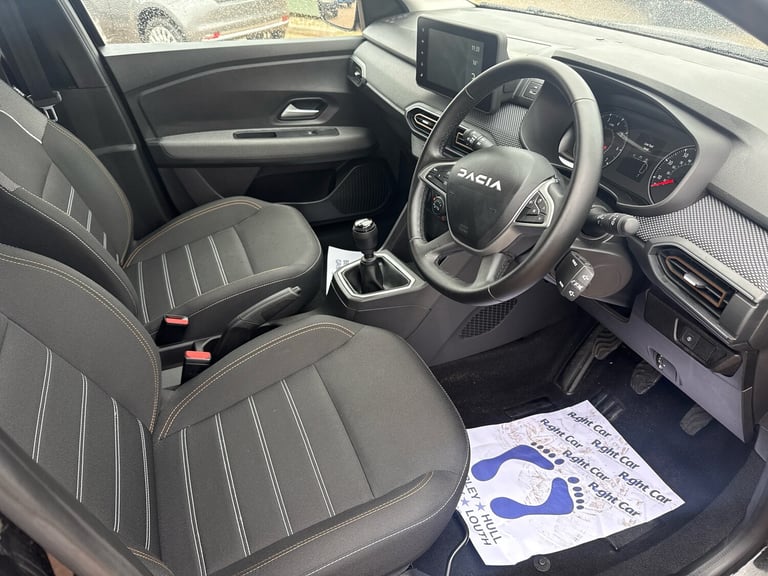 2024 Dacia Sandero Stepway 1.0 Tce Expression SUV/Crossover Petrol Manual