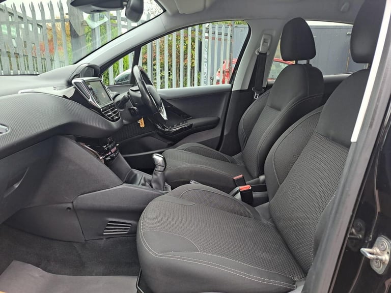 2018 Peugeot 208 1.2 PureTech Tech Edition Euro 6 (s/s) 5dr HATCHBACK Petrol Manual