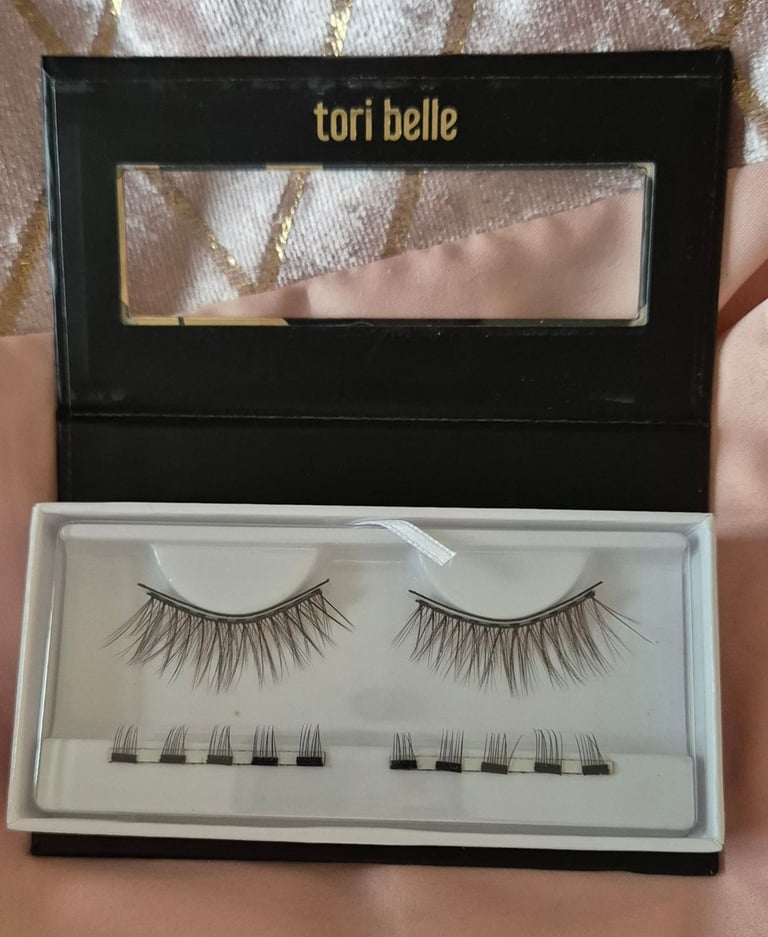 Tori Belle magnetic eyelashes x2