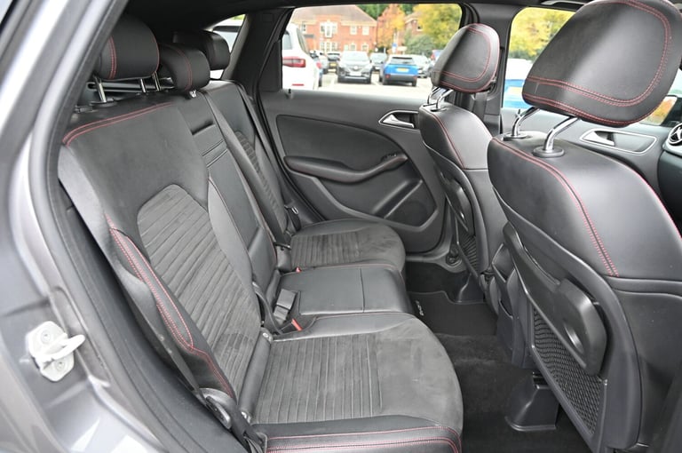 MERCEDES-BENZ B200 AMG LINE [PREMIUM] 2.1 CDI DIESEL AUTO 5DR MPV 2016 [16] GREY