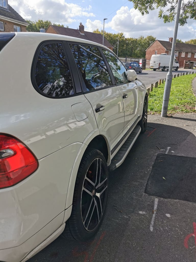 Porsche, CAYENNE, Estate, 2009, Semi-Auto, 2967 (cc), 5 doors