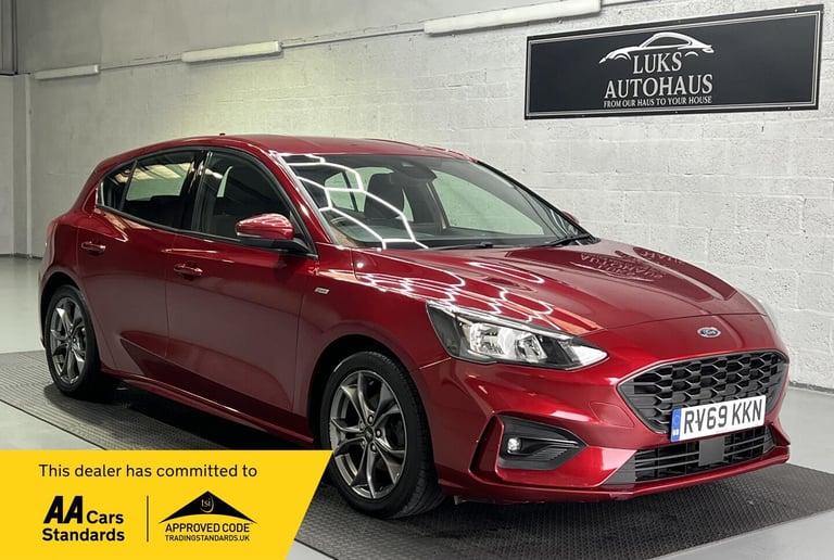 2019 Ford Focus 1.0T EcoBoost ST-Line Euro 6 (s/s) 5dr HATCHBACK Petrol Manual