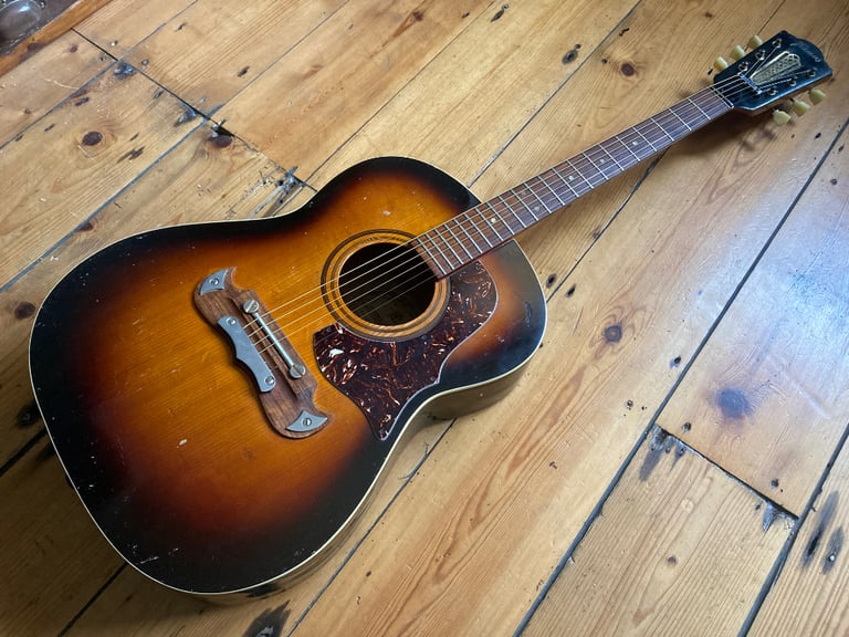 Gumtree deals acoustic guitar