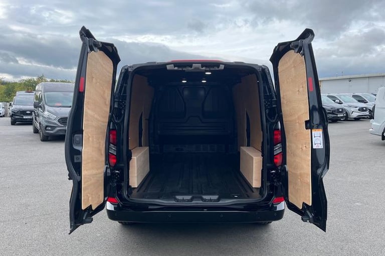2024 Ford Transit Custom 300 Limited L2 LWB FWD 2.0 EcoBlue 136ps CRUISE CONTROL, PLY LINED, AIR ...