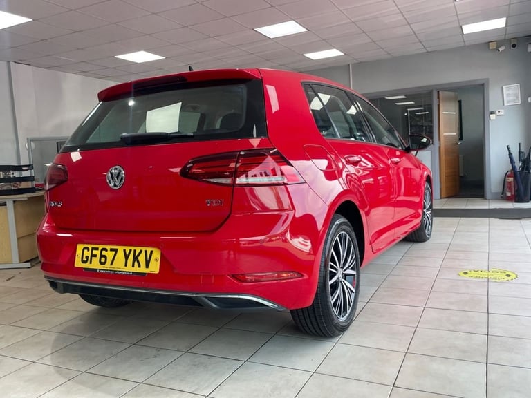 2017 Volkswagen Golf 1.6 TDI SE Nav Hatchback 5dr Diesel DSG Euro 6 (s/s) (115 ps) Hatchback Dies...