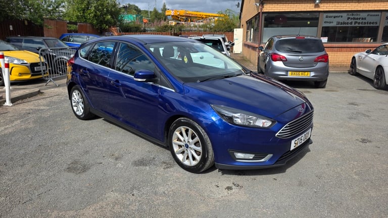 2015 Ford Focus 1.0 EcoBoost 125 Titanium 5dr HATCHBACK Petrol Manual