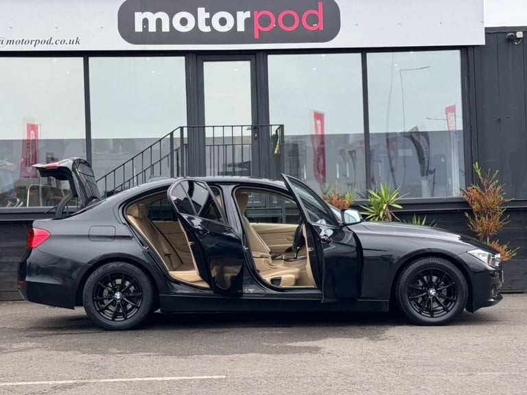 2013 BMW 3 Series 2.0 320d ED EfficientDynamics Business Saloon 4dr Diesel Auto Euro 5 (s/s)  Sal...