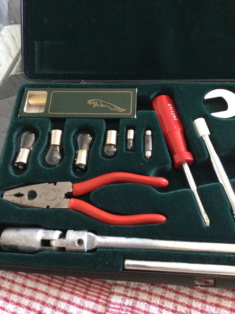 Jaguar tool kit original boot tool kit