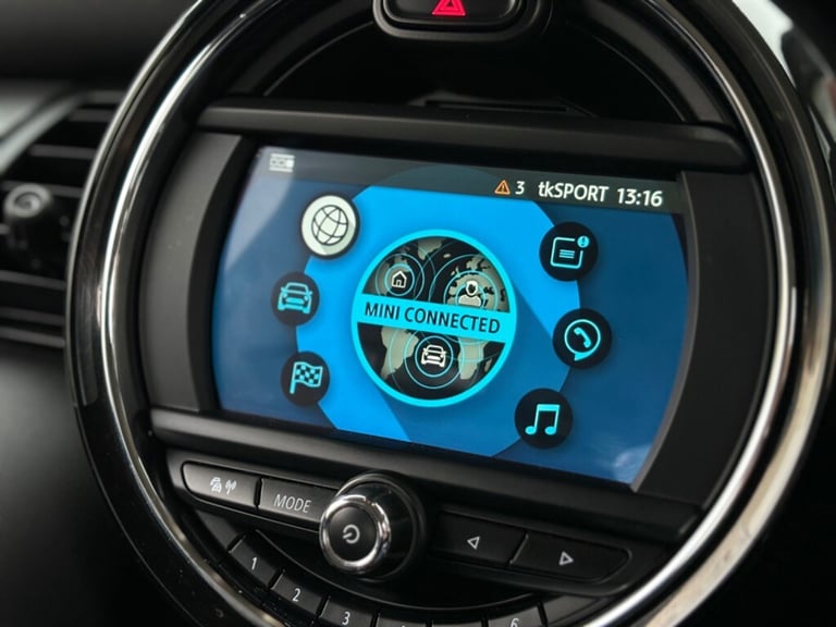 2019 MINI Cooper 1.5 Cooper Classic II 3dr [Nav Pack] Hatchback Petrol Manual