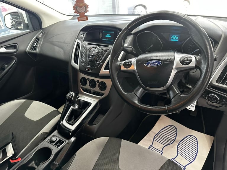 FORD FOCUS 1.6 TDCi Zetec 2014