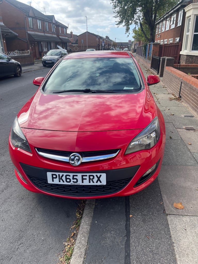 Vauxhall Astra Excite 2015 sold