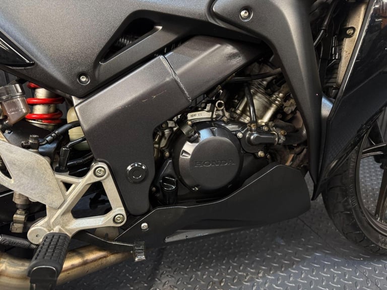2011 Honda CBR125R 125
