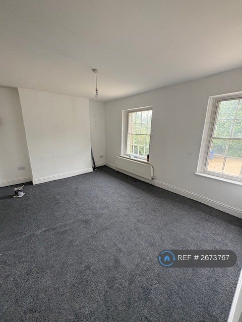 1 bedroom flat in Main Road, Parson Drove, Wisbech, PE13 (1 bed) (#2673767)