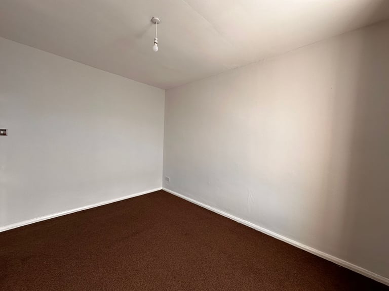 🏠 JOHN WILLIAMSON STREET- SOUTH SHIELDS -LARGE 3 BEDROOM HOUSE TO LET – DSS/UC WELCOME! 🏠