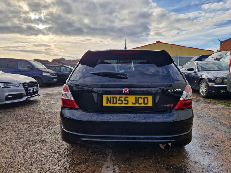 HONDA CIVIC TYPE R LOW MILEAGE PREMIER EDITION 3 DOOR HATCHBACK ULEZ FREE MANUAL
