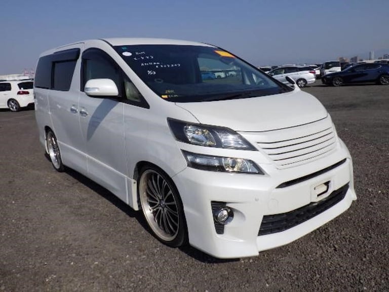 2013 Toyota Vellfire 2.4Z GoldenEyes 2- Cruise Control-Twin Power Doors-Half Leather- Due 22nd O ...