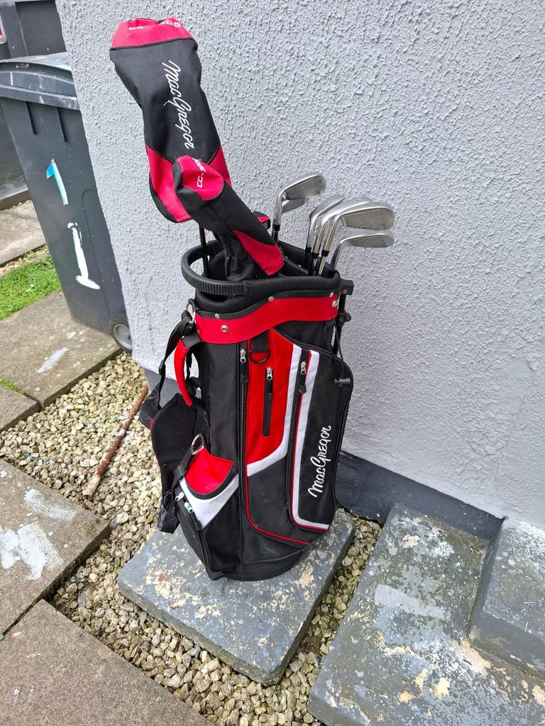 MacGregor CG3000 golf set.